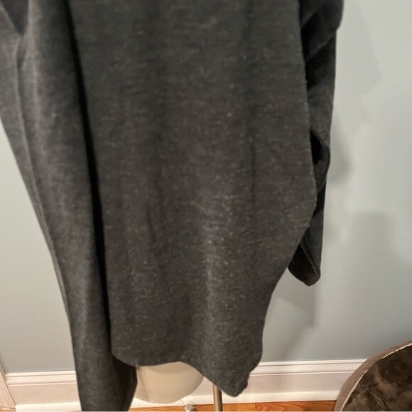 Forever 21 Charcoal Grey Open Front Draped Long Sleeve Cardigan Size Medium - Picture 5 of 6